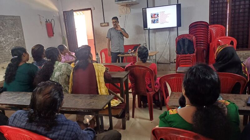 പ്രമാണം:Parents awareness class-35055.jpg