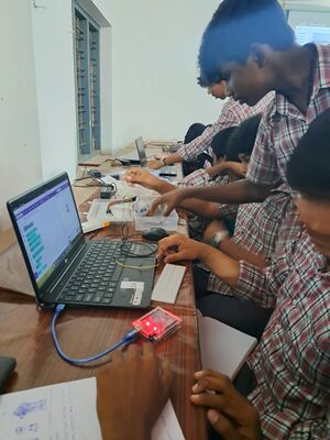 24009 FREESOFTWAE DAY ROBOTIC TRAINING BY LK2023-2026.jpg