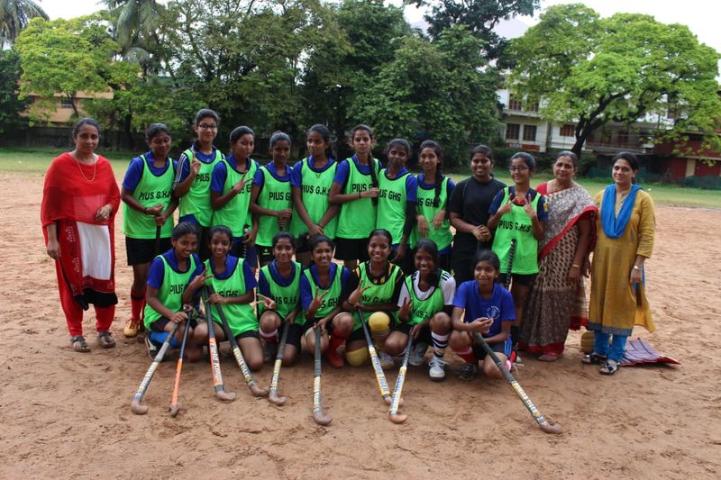 പ്രമാണം:26064hockey2.jpg