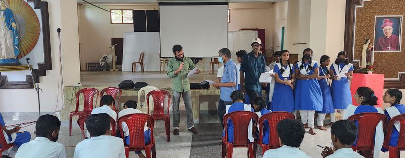 പ്രമാണം:35052 quiz1-2.jpg