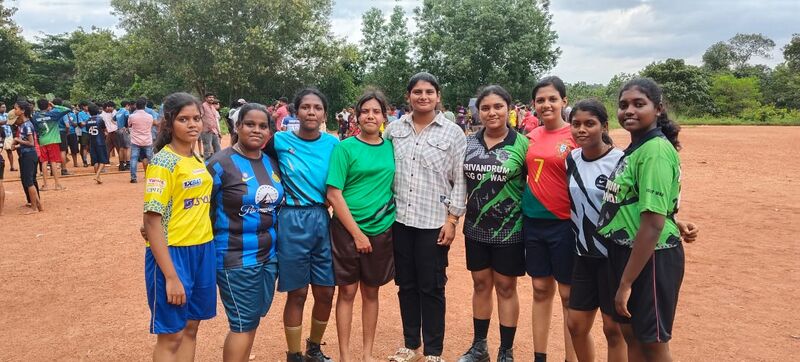 പ്രമാണം:42042 VADAMVALI 2025 3.jpg