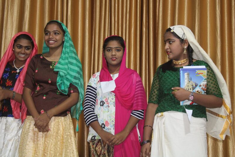 പ്രമാണം:Character basheer 35052 22 (3).jpeg