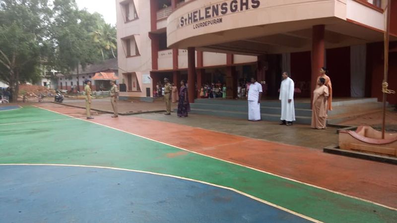 പ്രമാണം:ID 2.jpg