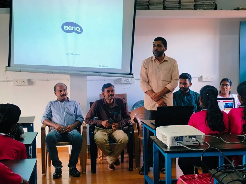 പ്രമാണം:11053 lkcamp phase 2.jpg