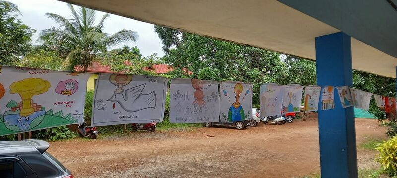 പ്രമാണം:12070 hiroshimaday 4.jpg