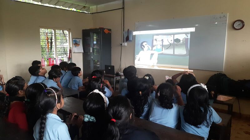 പ്രമാണം:17538 HITECH PROJECTOR.jpeg