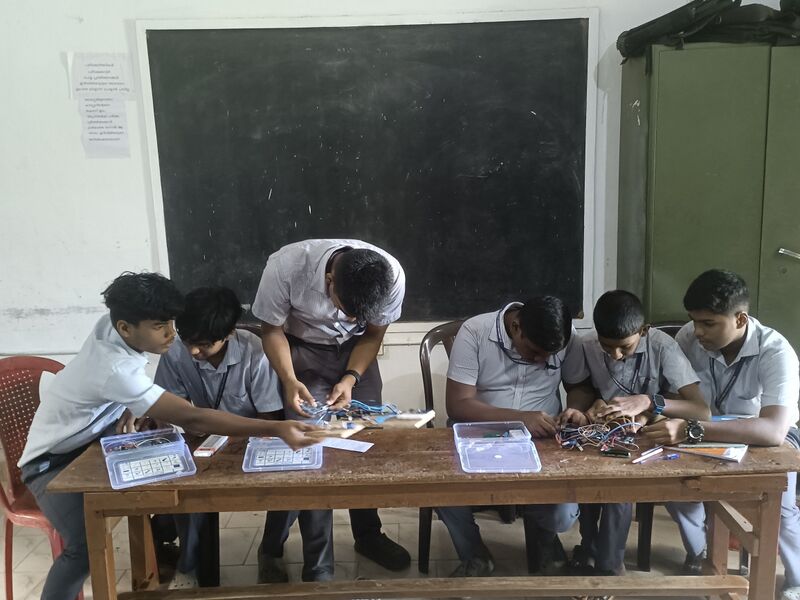 പ്രമാണം:31070-software freedom1.jpg