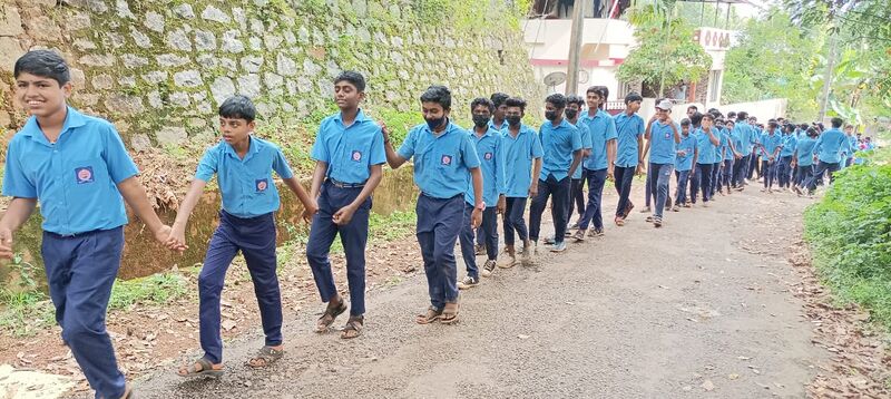 പ്രമാണം:42040 ND.jpg