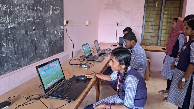 പ്രമാണം:42070 bhinnasheshi kuttikal.jpg