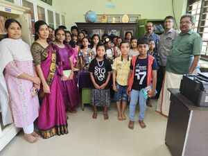 44354- LIBRARY VISIT 3.jpg