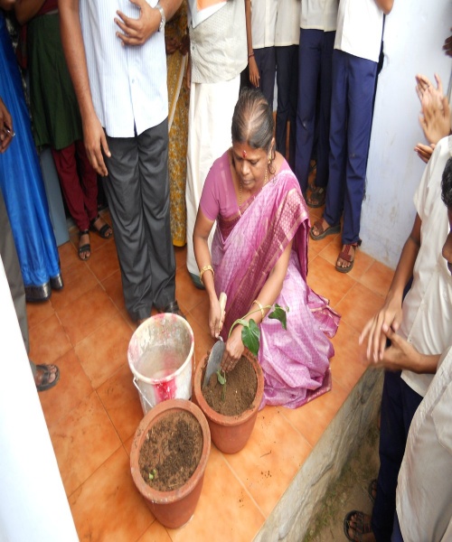 പ്രമാണം:Dscn0166.jpg