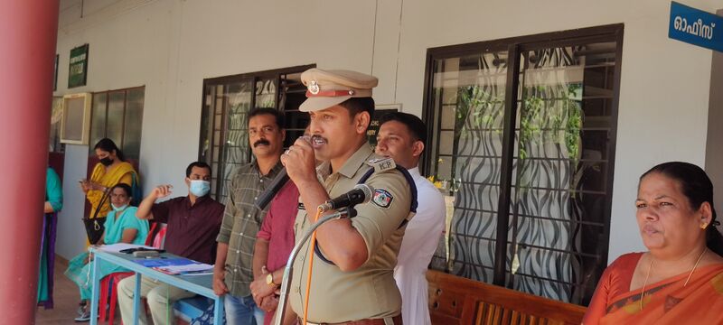 പ്രമാണം:15051 si address.jpg