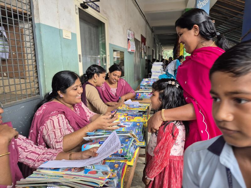 പ്രമാണം:19866 MLP PRAVESANOLSAVAM3.jpg