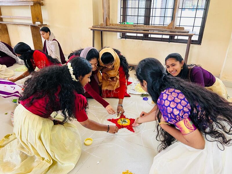 പ്രമാണം:20002 onam2022 14.jpg