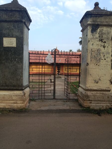 പ്രമാണം:24001 ente gramam-temple.jpg