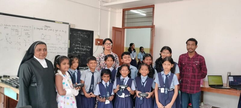 പ്രമാണം:26084 eye test 2025-26.jpg