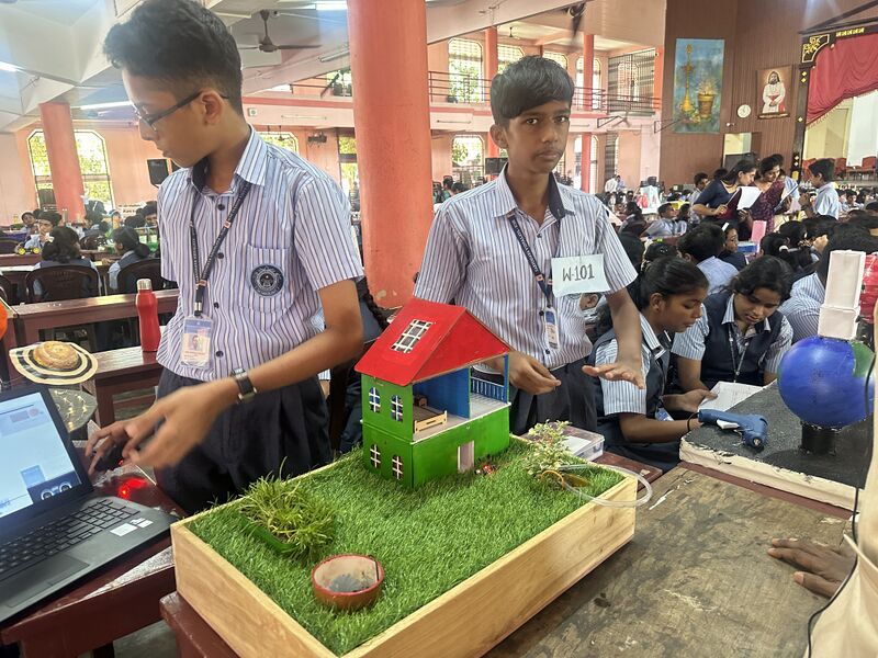 പ്രമാണം:43028 ScienceExhibition2024.jpg
