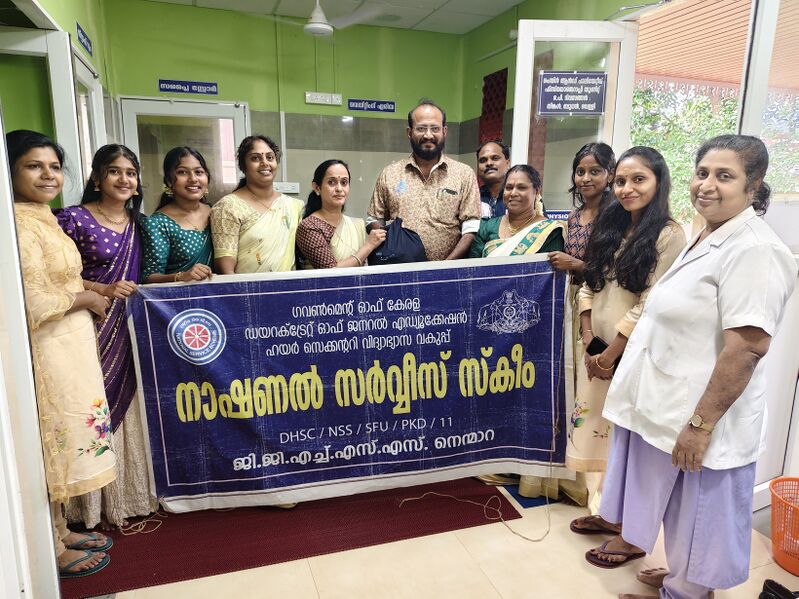 പ്രമാണം:9081 Onamkit.jpg