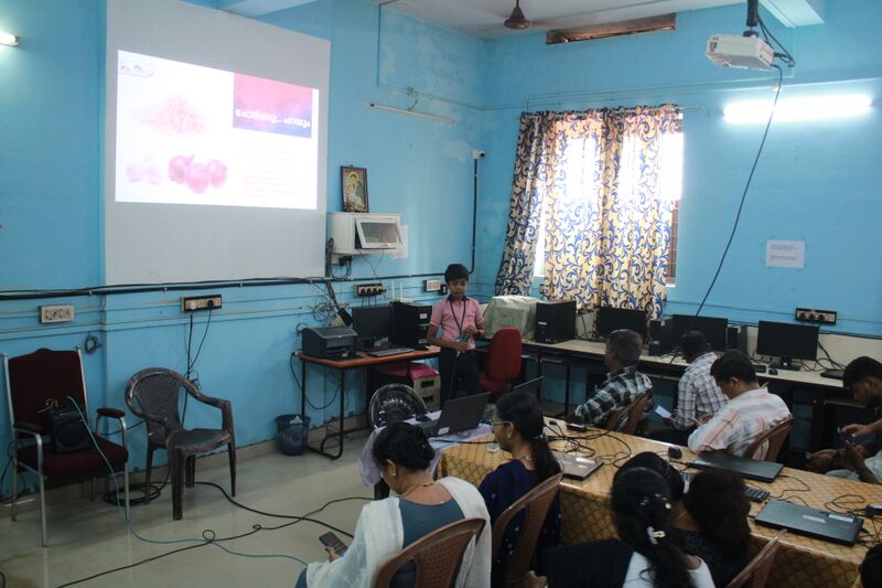 പ്രമാണം:AI Awareness class.jpg