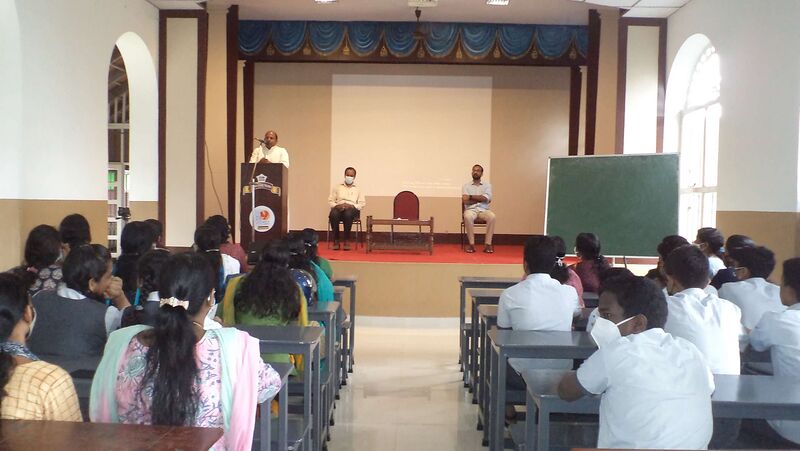 പ്രമാണം:Cyber 1.jpg