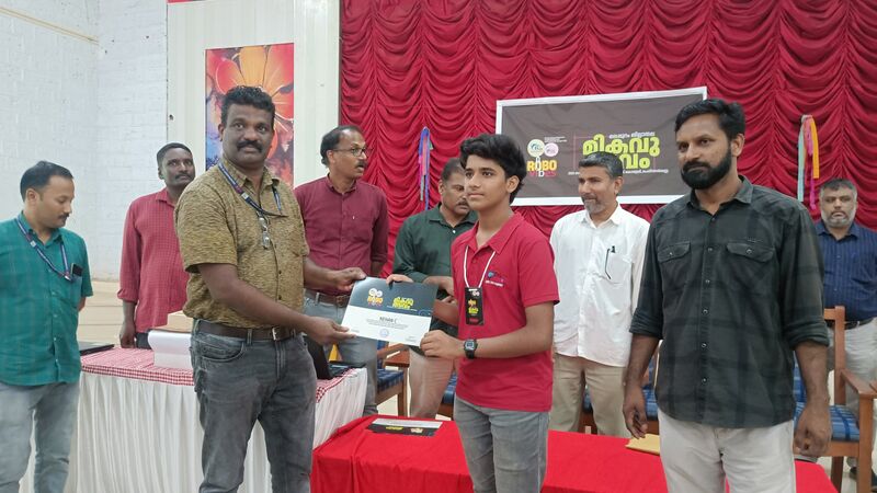 പ്രമാണം:Drcmlp-lk-mik 45.jpg