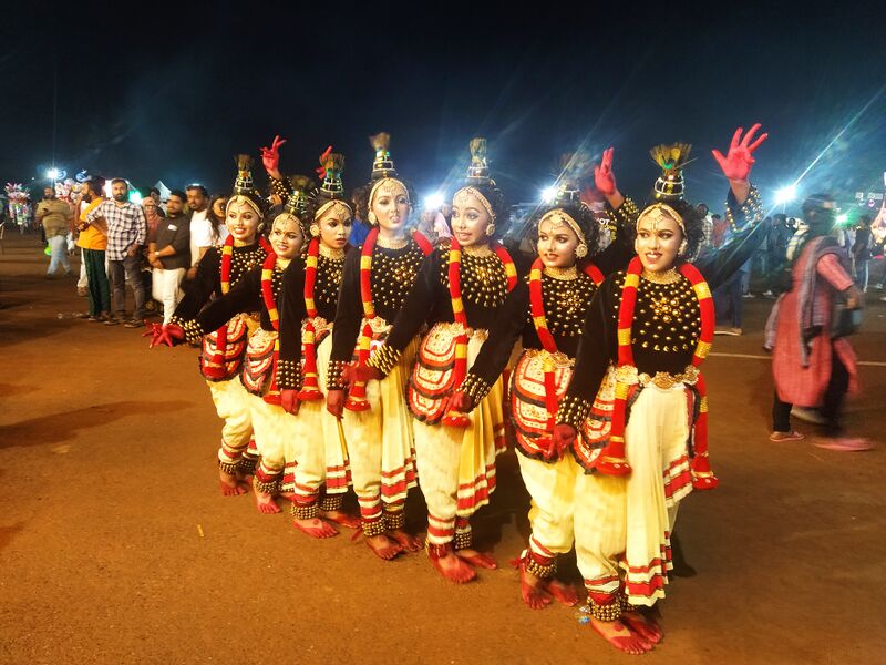 പ്രമാണം:SSK2023-Kollam Kazchakal-nix7.jpg