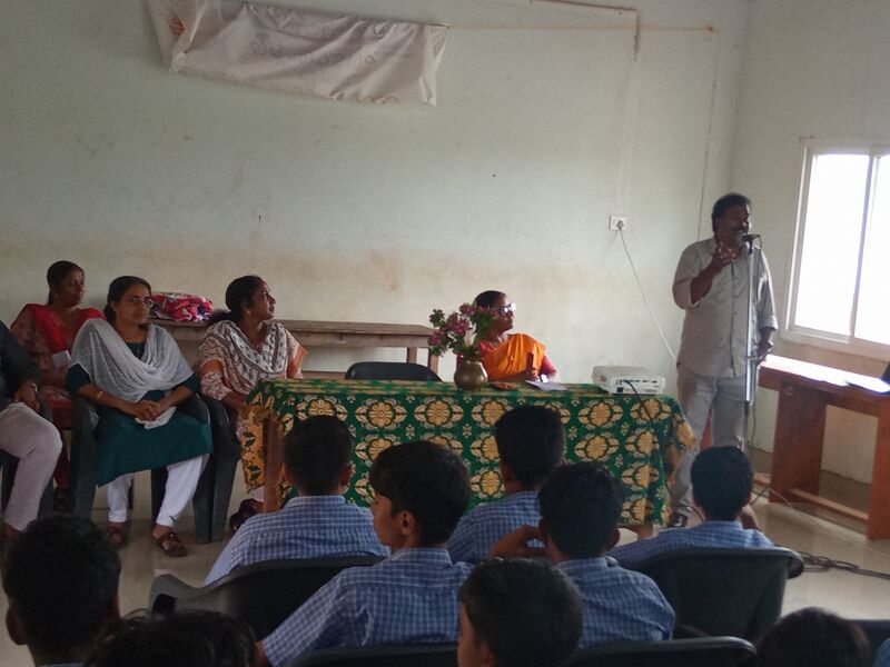 പ്രമാണം:14017 bhasheer2.jpg