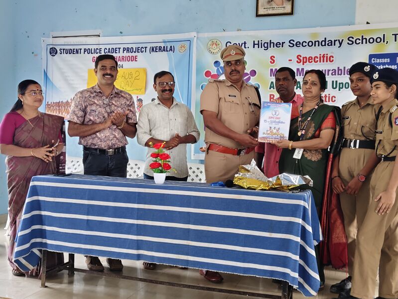 പ്രമാണം:15019 spc day.jpg