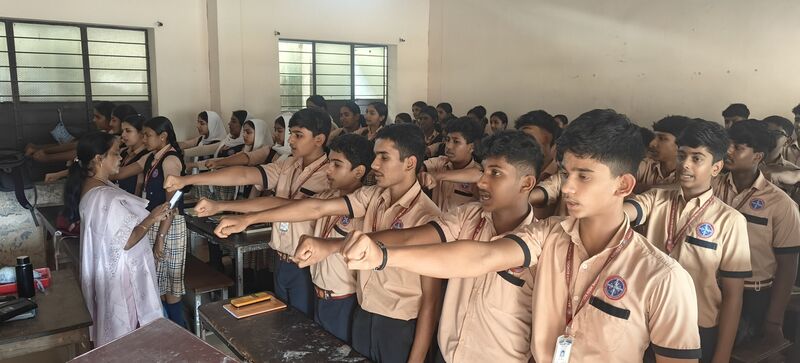 പ്രമാണം:15051 vayana oath.jpg