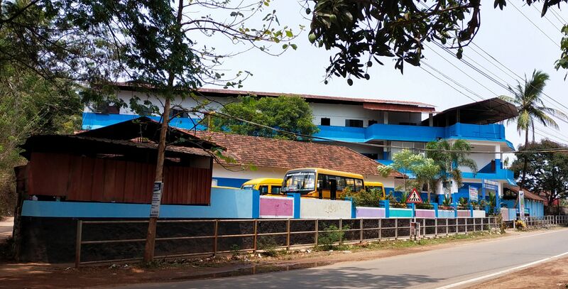 പ്രമാണം:16573-VEMUPS front view.jpg