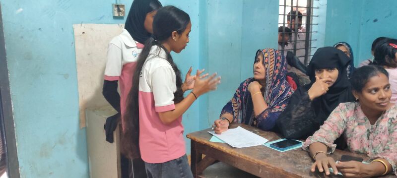 പ്രമാണം:18032-cyber safety3.jpg