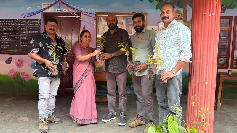 പ്രമാണം:30084-friendsofkattappana.jpeg