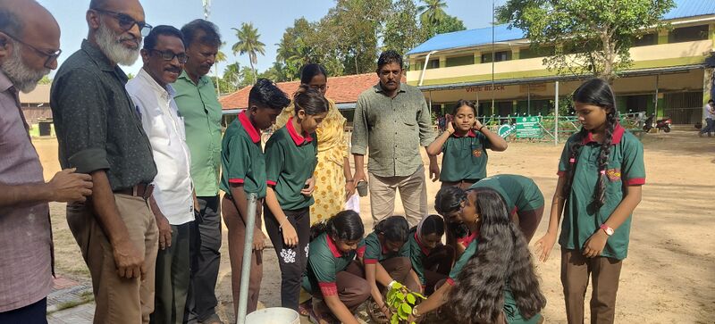 പ്രമാണം:36015 Envrnmt day 2.jpg