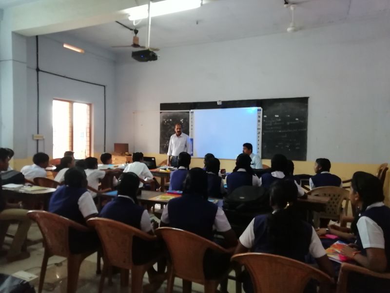 പ്രമാണം:37013 LK inauguration1.jpg