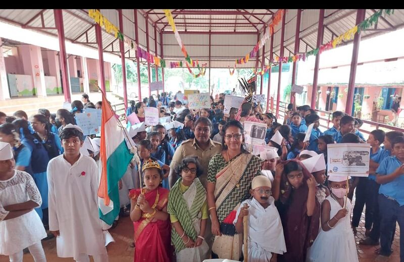 പ്രമാണം:42040NOVEM14 D.jpg