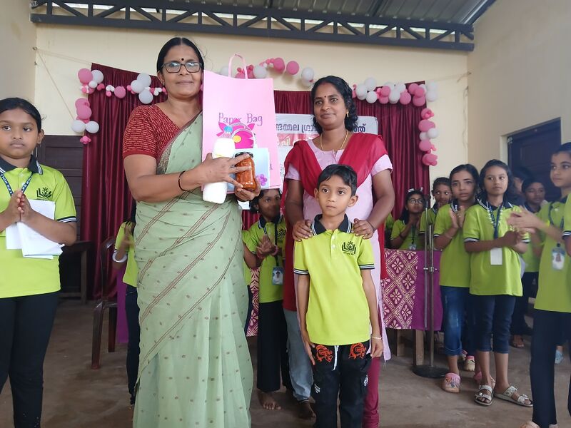 പ്രമാണം:42611 Swadeshi Products.jpg