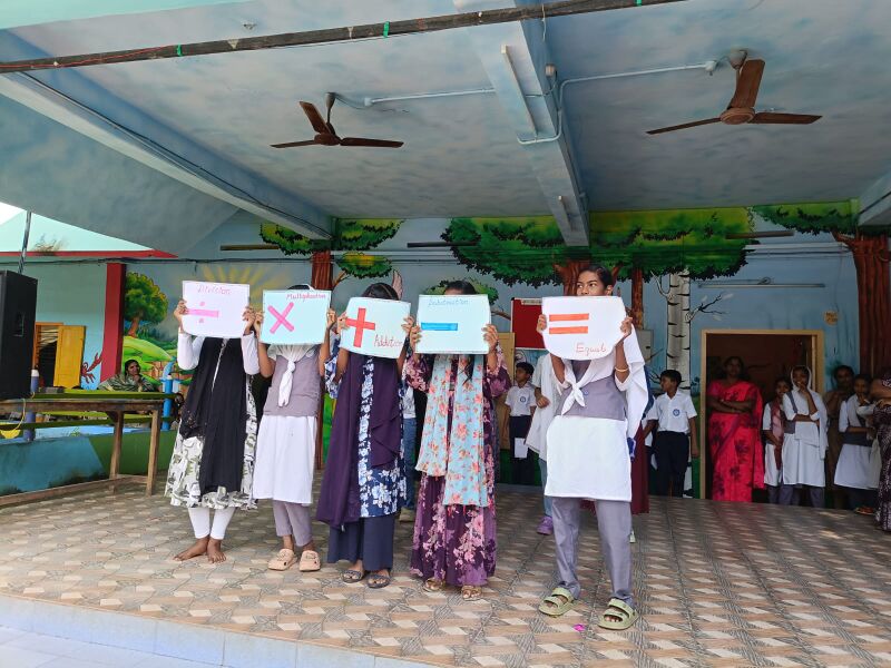 പ്രമാണം:43240 ganitham.jpg