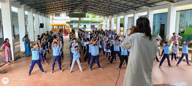 പ്രമാണം:12069 yogaday2025 3.jpg