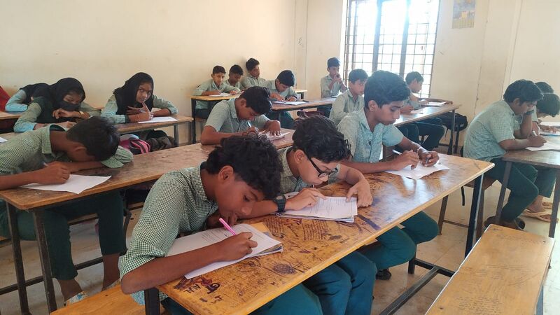 പ്രമാണം:19359 KARIPPOL SCHOOL IMAGES.jpg