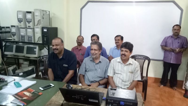 പ്രമാണം:20045 kk1.jpg