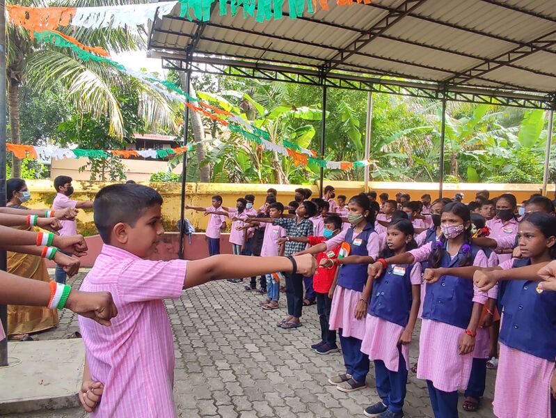 പ്രമാണം:21043 -independence 75.jpeg