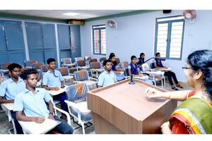 21122 hitech hssclass.jpg