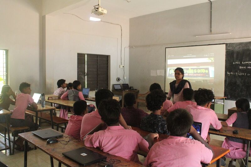 പ്രമാണം:21909 18.05.2026 school camp (2).jpg