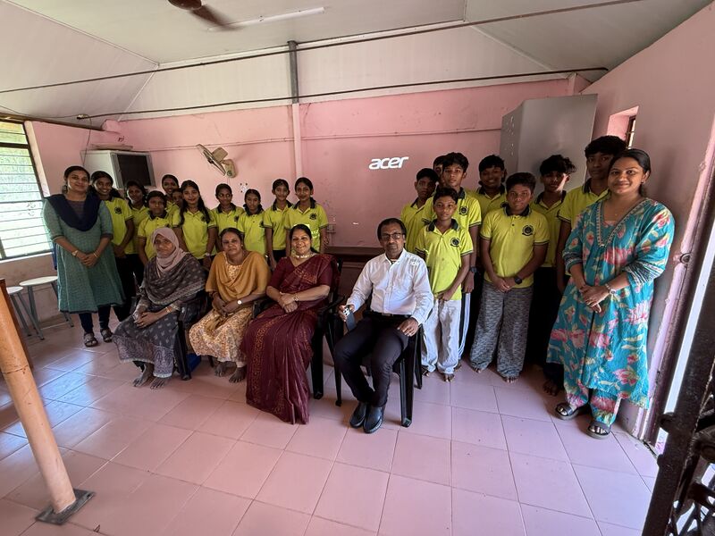 പ്രമാണം:23057 LKcamp.jpeg
