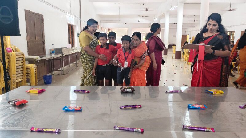 പ്രമാണം:23066 salabhakkoottam silpasala 4.jpg