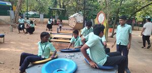 31262-valavoor-schooltour2.jpg