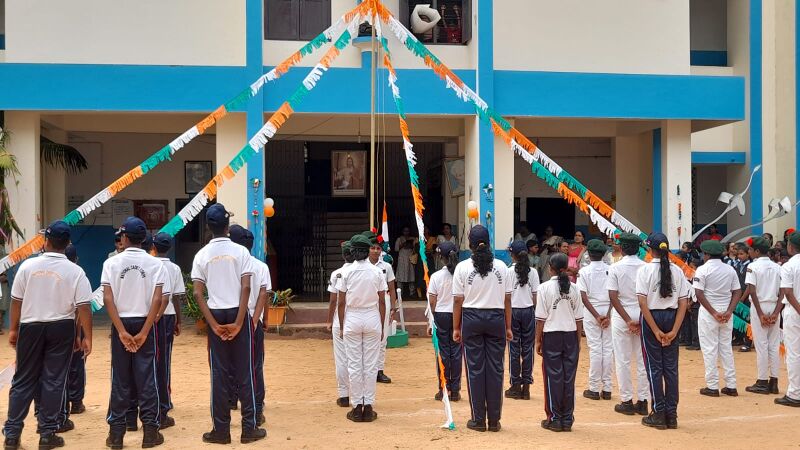 പ്രമാണം:44011 Independence Day 2.jpeg