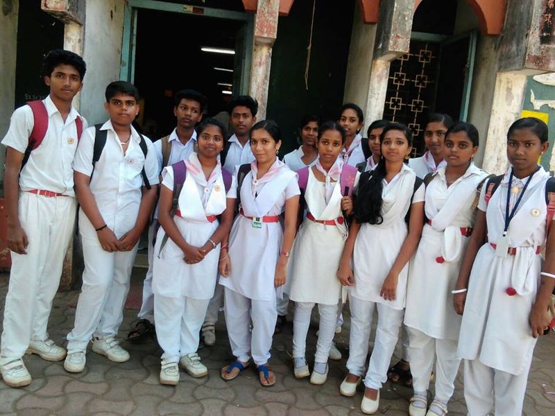 പ്രമാണം:44019 1.jpg