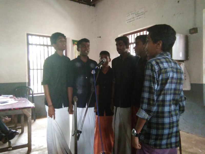 പ്രമാണം:45051 Kalo3.jpeg