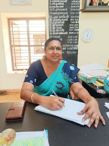 പ്രമാണം:മായ കെ.jpg